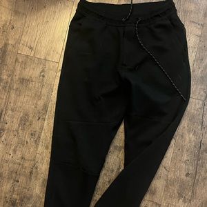 American Eagle Joggers